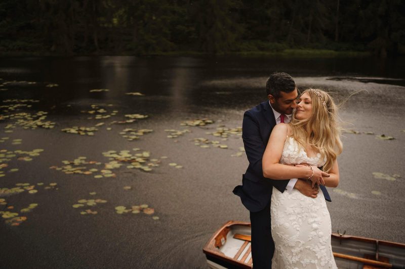 bride and groom wedding photo at gilpin lake house