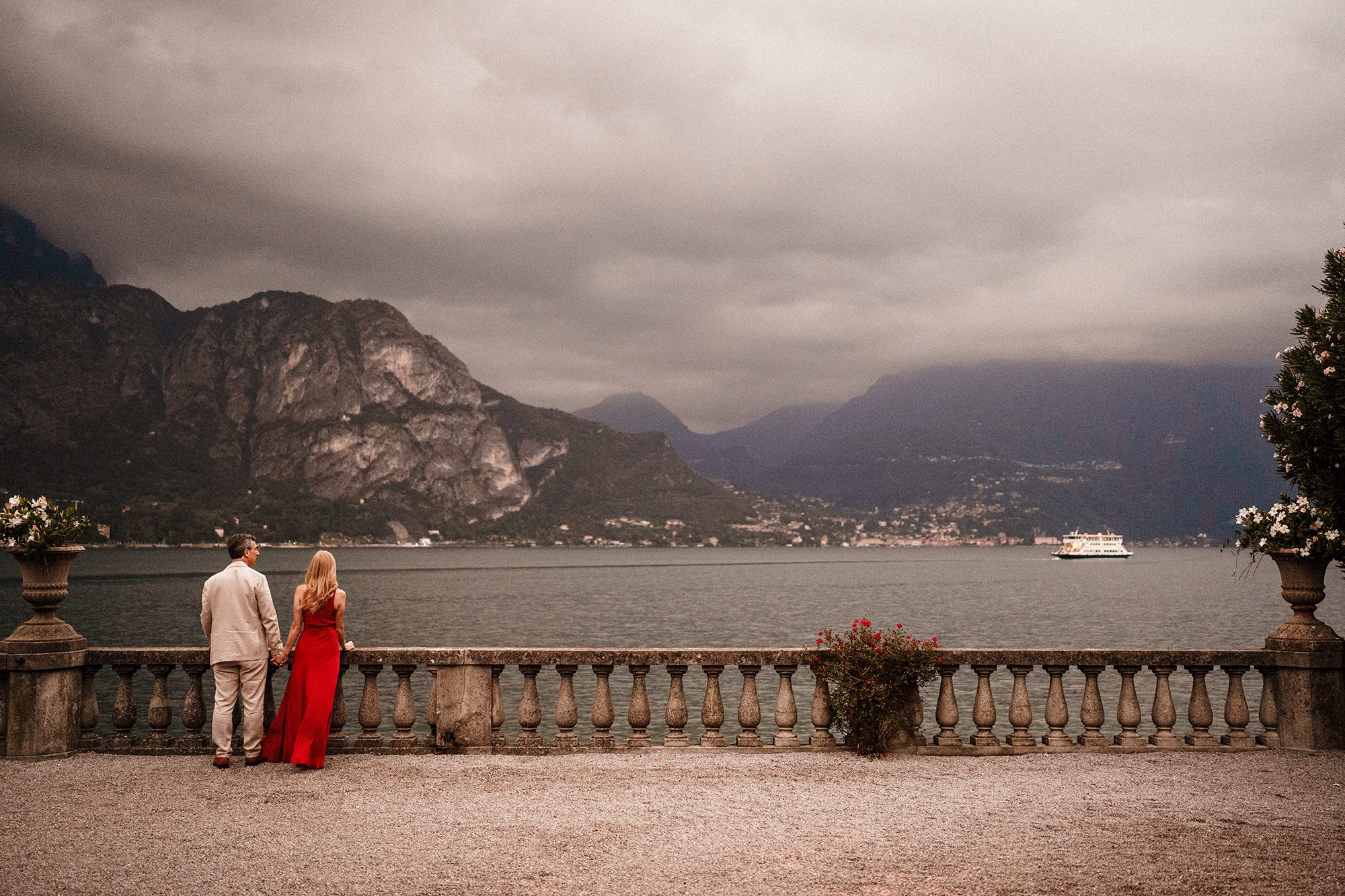 photoshoot lake como