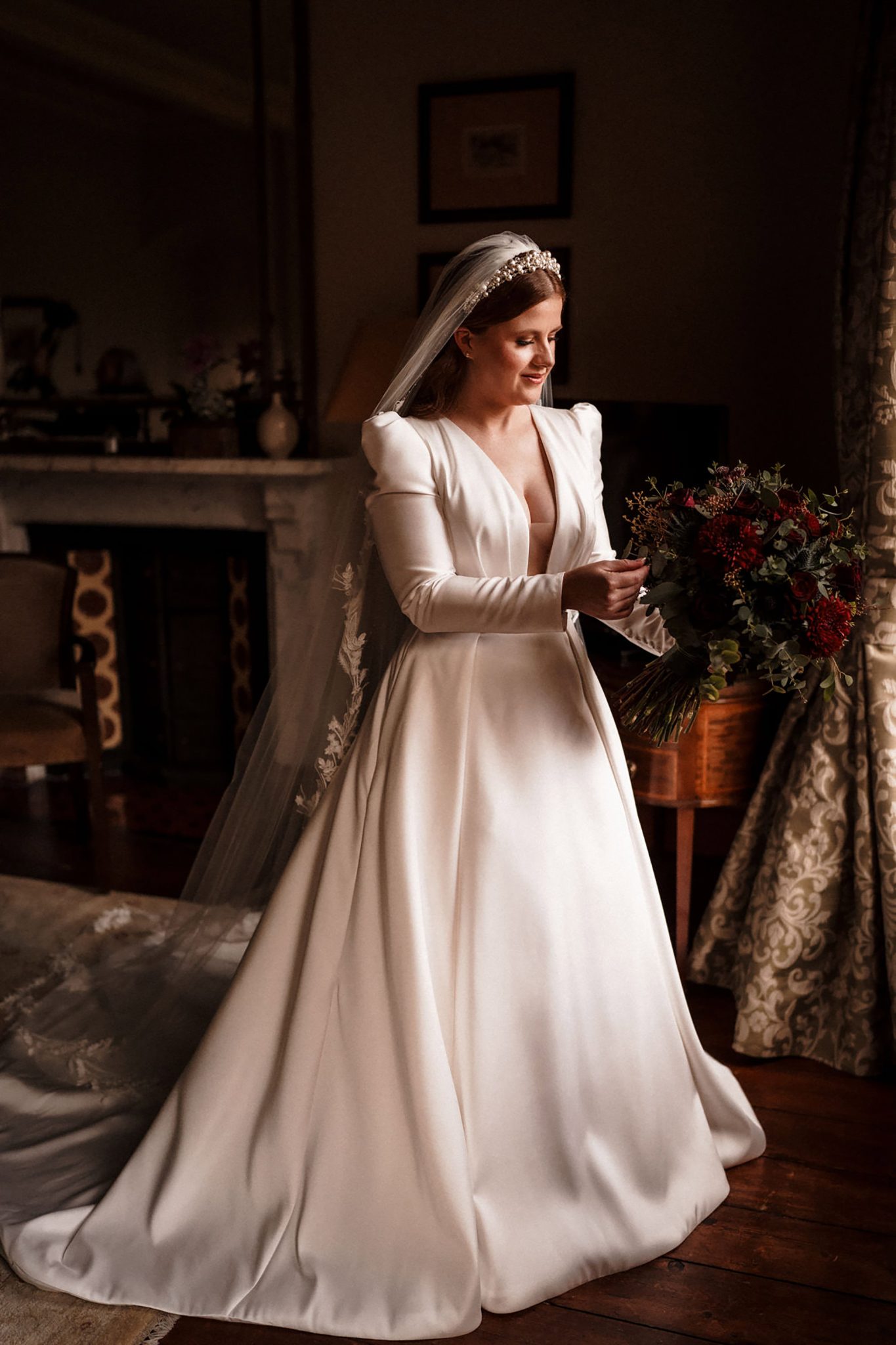 mount falcon wedding photography of bride